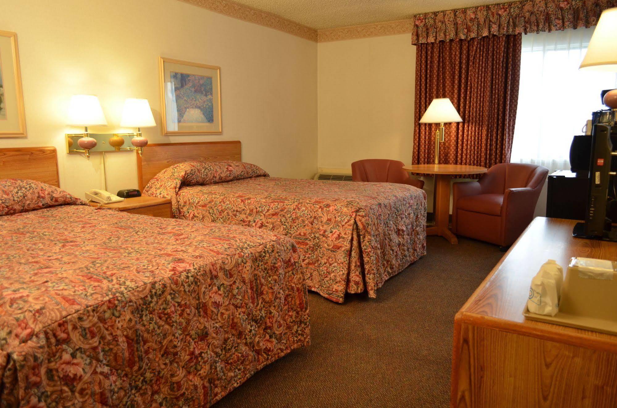 High Desert Inn Элко Экстерьер фото
